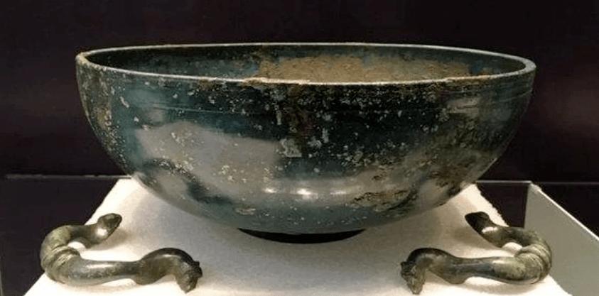 2,000-year-old Roman copper bowl found in England rusted by pesticides